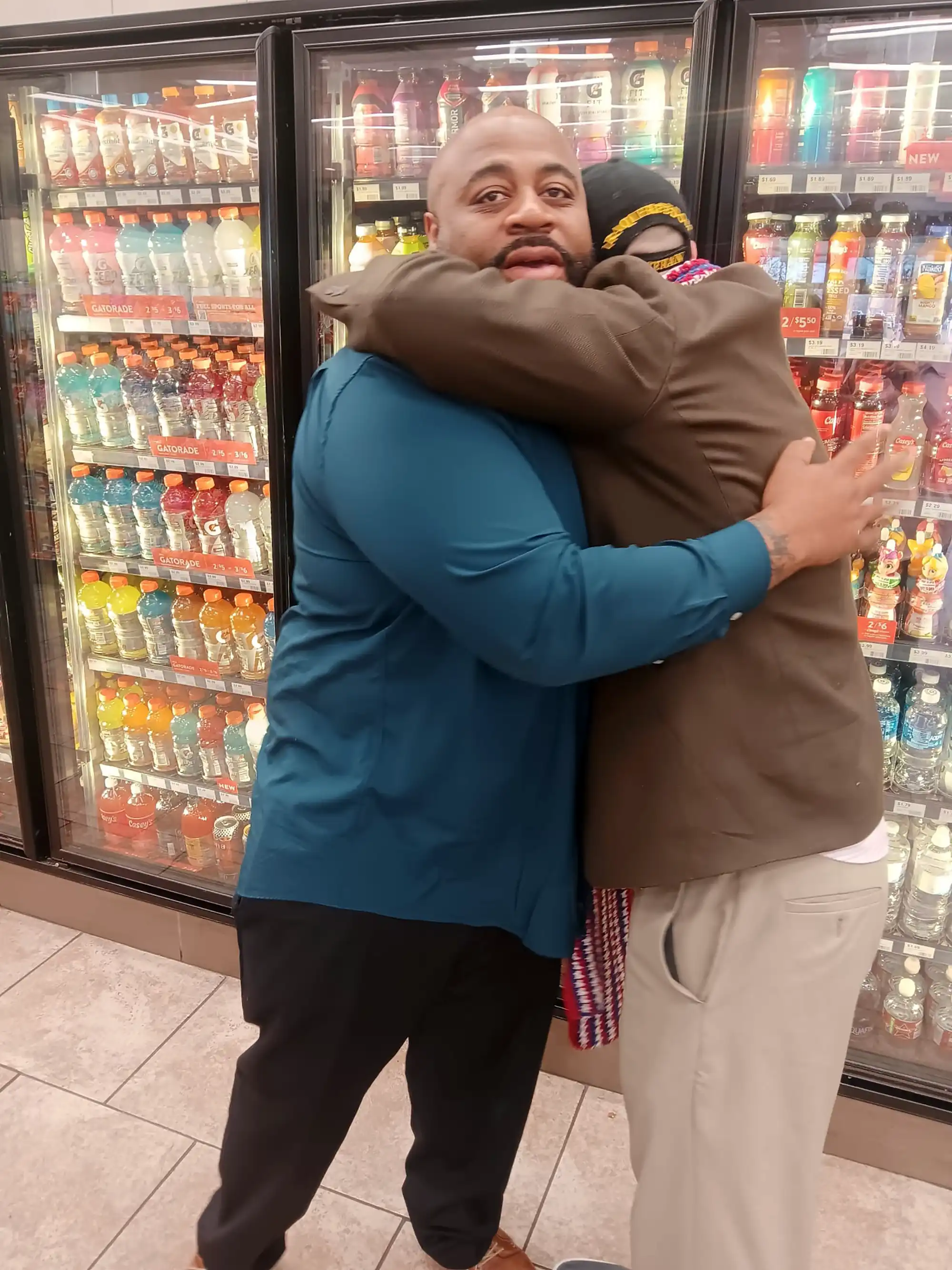 Hugs for all with Veteran David Haave returning back to his second home, MO, USA.